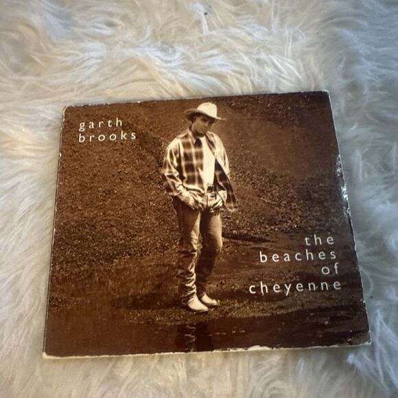Garth Brook The Beaches Of Cheyenne Promotional Single - Picture 1 of 4